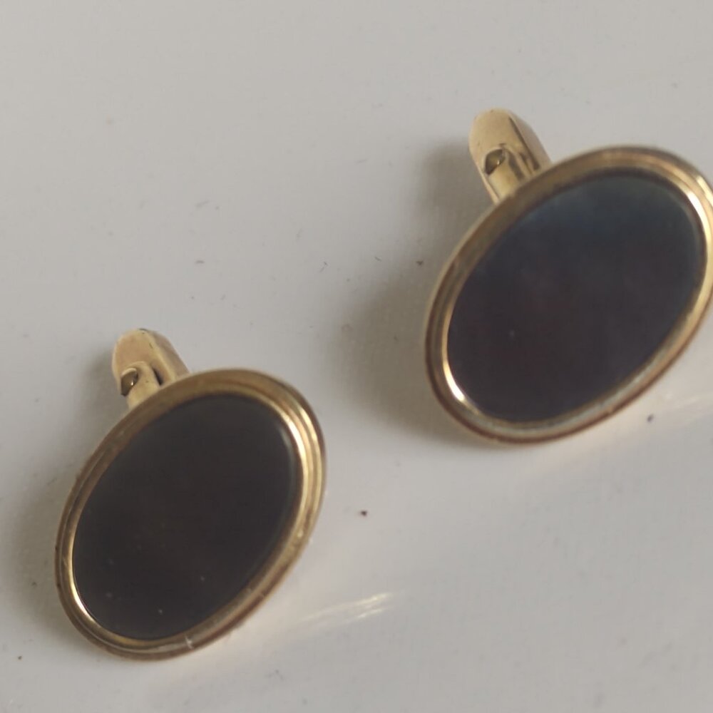 Vintage Men's Mother of Pearl inlay Gold Tone Cuff Links